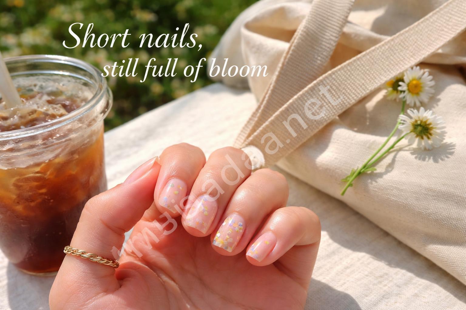 Short floral nails practical summer style